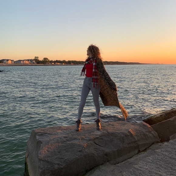 Alexis Paige Ann LaVertue - Picture 2 of 11